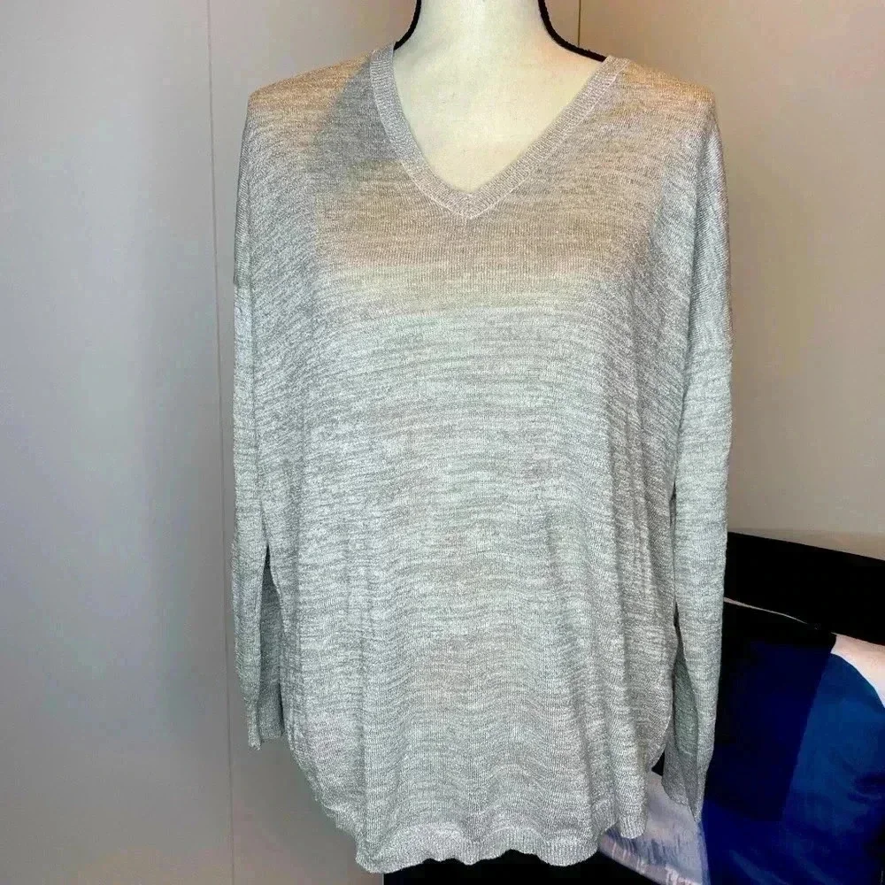 Joie Calee V-Neck Knit Sweater in Beige/Gold Size S
